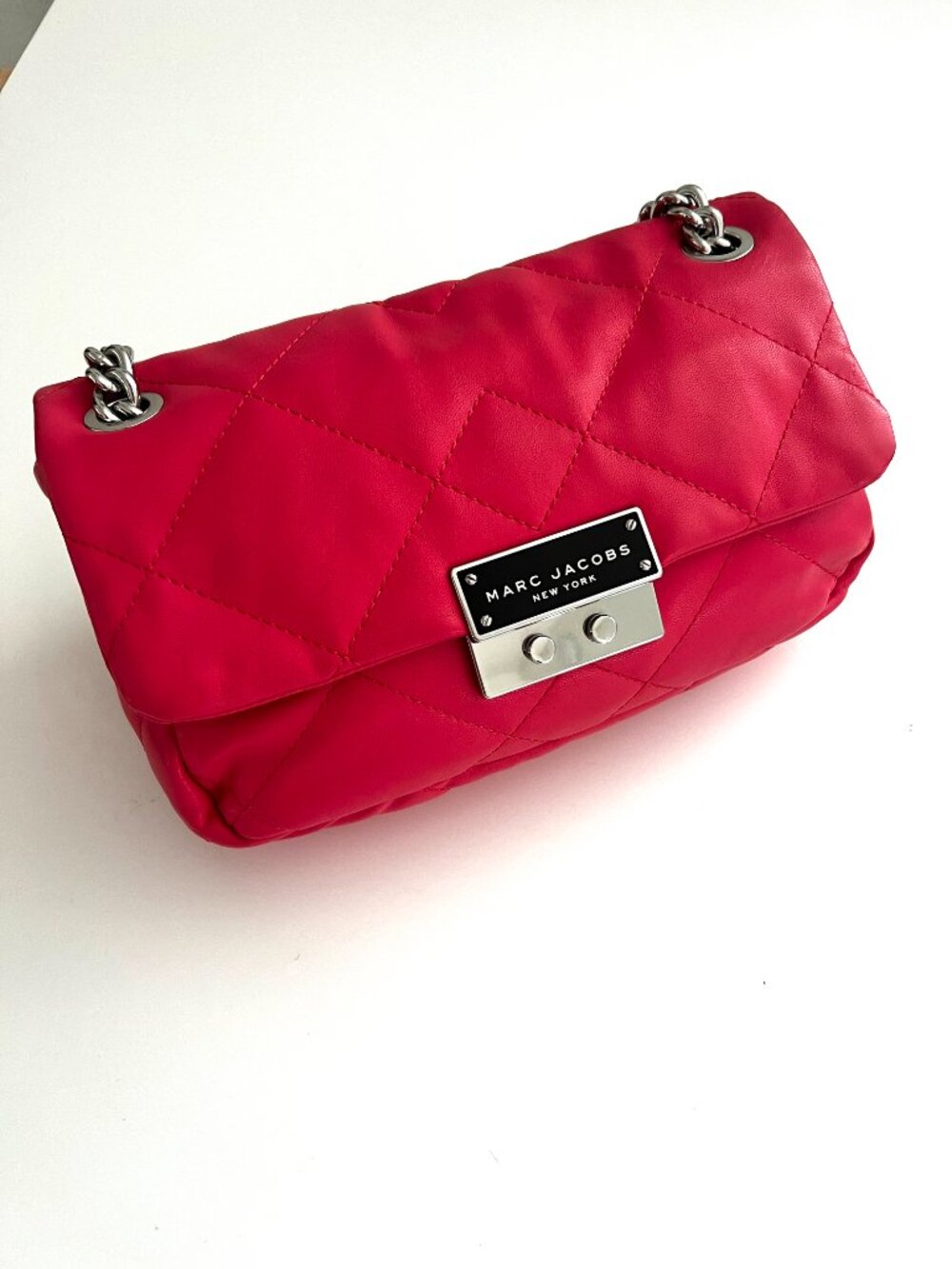 Marc Jacobs Pink Quilted Shoulder Bag with Silver Chain Straps - Picture 3 of 6